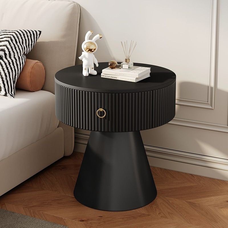 Table Commode