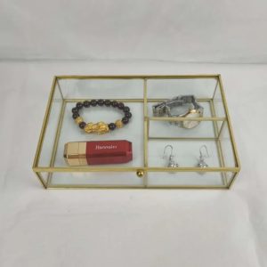 Rangement bijoux en verre