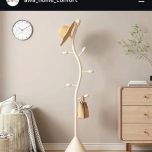 Porte manteau très solide avec une base conique